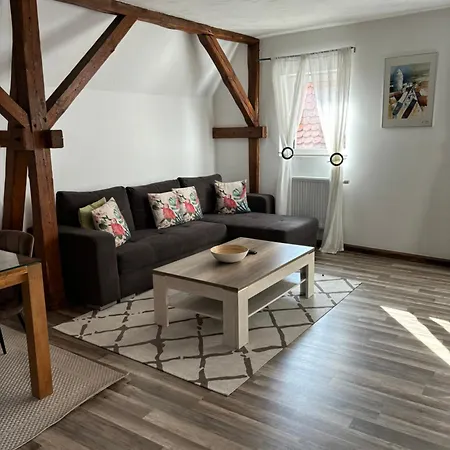 Oliveira Apartment *